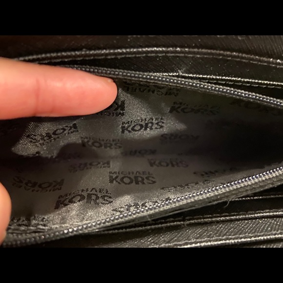 Michael Kors Black leather long wallet - Picture 8 of 8
